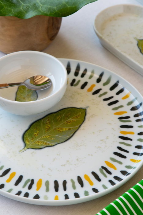 Hermia Juego de Desayuno de Porcelana de 14 Piezas en Blanco, Verde y Amarillo Hermia Juego de Desayuno de Porcelana de 14 Piezas en Blanco, Verde y Amarillo